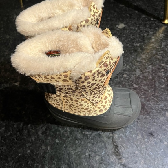 Toddler Cat & Jack Leopard Print Kids Winter Boots - Picture 4 of 6